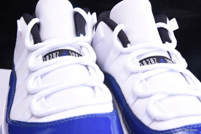 1st Kicks Retro Jordan Low AH7860- White Concord 677 Air ModernLook 11 1115